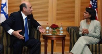 رايس مع وزير الدفاع الاسرائيلي شاؤول موفاز 