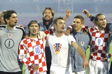 كرواتيا تأهلت كأفضل منتخب يحتل المركز الثاني في المجموعات الثمان