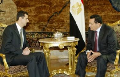 الرئيس المصري حسني مبارك مع نظيره السوري بشار الاسد