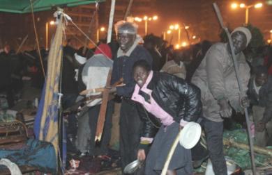 لاجئين سودانيين يعتصمون بمنطة المهندسين بالقاهرة