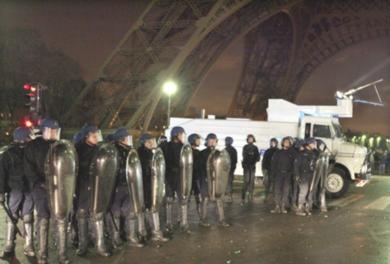 ليلة راس السنة لم تشهد حوادث كبيرة في فرنسا رغم الخشية من اعمال عنف