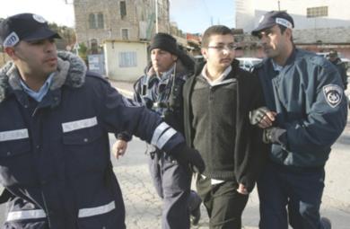 الشرطة اسرائيلية تطرد مستوطنين تظاهروا في الخليل
