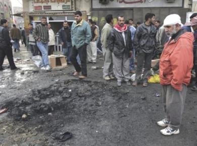 انتحاري يفجر نفسه وسط تجمع للعمال في بغداد