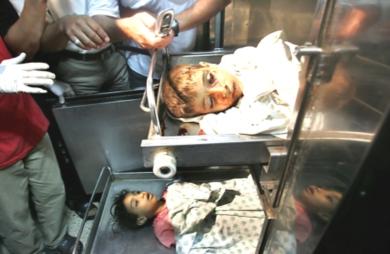 مقتل اطفال فلسطينيين في غارة جوية في غزة يوم أمس