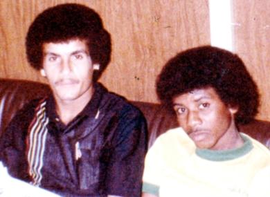 حسين نعوم برفقة عدنان سبوع في البحرين عام 86م