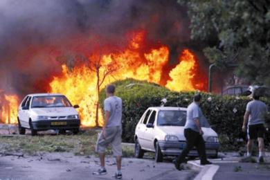 الحرائق تندلع في حيفا إثر سقوط صواريخ حزب الله أمس