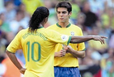 عودة رونالدينيو وكاكا الى تشكيلة البرازيل