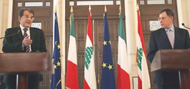  رئيس الحكومة الايطالي رومانو برودي في مؤتمر صحافي مشترك مع نظيره اللبناني فؤاد السنيورة