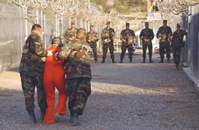 معتقلون في غوانتانامو 