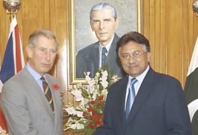 الرئيس الباكستاني برويز مشرف يستقبل الامير تشارلز