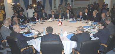 جانب من الاجتماع التشاوري لحل الازمة السياسية في لبنان