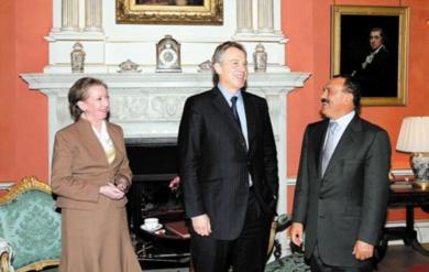 رئيس وزراء بريطانيا ووزيرة خارجيته يرحبان بفخامة الرئيس علي عبدالله صالح في المقر الرسمي لرئيس الوزراء