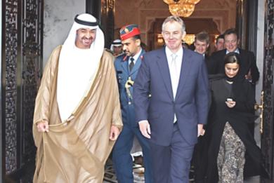 الشيخ محمد بن زايد آل نهيان يستقبل رئيس الوزراء البريطاني توني بلير 