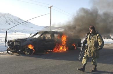 هجوم انتحاري يسفر عن اصابة اميركي ومدنيين افغانيين