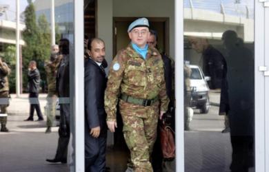 الجنرال الايطالي كلاوديو غراسيانو يصل إلى لبنان