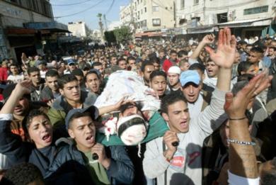 فلسطينيون يشيعون جثمان محمود أبو الجحيم 