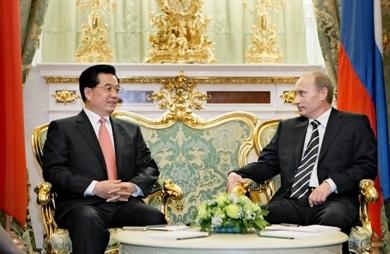 الرئيسان الصيني هو جنتاو والروسي فلاديمير بوتين