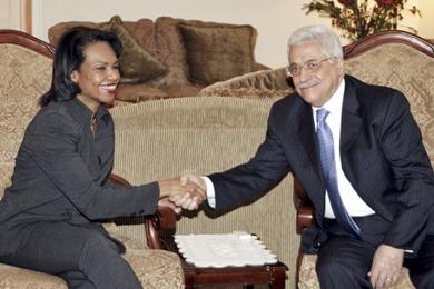 رايس مع الرئيس الفلسطيني محمود عباس