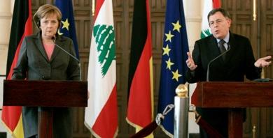 ميركل في مؤتمر صحافي مشترك مع رئيس الوزراء فؤاد السنيورة في بيروت