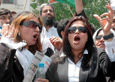 نساء باكستانيات شاركن في الاحتجاج