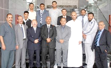 لقطة مشتركة لوفدنا اليمني مع الوفود المشاركة والاتحادين العربي والدولي لكرة اليد