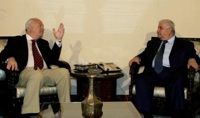 وزير الخارجية السوري وليد المعلم مع وزير الخارجية الاسباني ميجيل انخيل موراتينوس