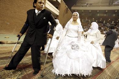 مصطفي سعد وعروسه نجلاء
