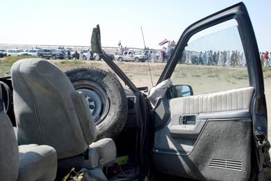 السيارة التي كان يستقلها الزعيم السني عبدالستار ابو ريشة