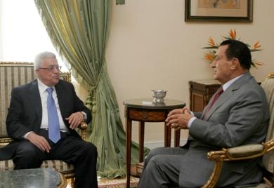 الرئيس المصري حسني مبارك والرئيس الفلسطيني محمود عباس