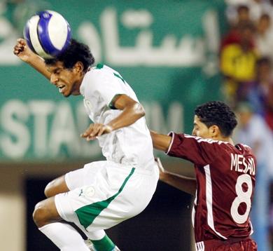 لقطة من مباراة السعودية وقطر
