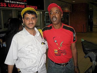 مع لاعب الزهرة قديما الأثيوبي الأصل (شويت)