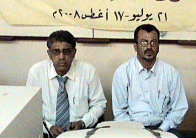 من اليسار د.محمد العبادي مدير عام النشاطات بجامعة عدن الشباب