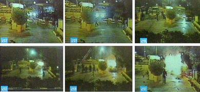 صورة بتها التلفزيون الباكستاني لشاحنة التي انفجرت أمس الأول امام الفندق