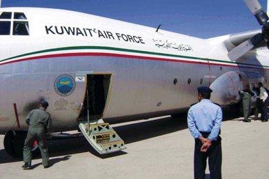 الطائرة الكويتية-القوى الجوية الكويتية- تنقل أول شحنة مساعدات لحضرموت