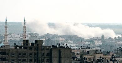 استمرار قصف غزة لليوم الرابع على التوالي