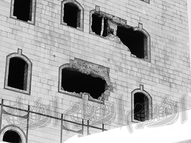 مبنى متضرر بمنطقة سناح