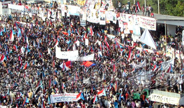 مليونية 30 نوفمبر على استمرار الاعتصام المفتوح لشعب الجنوب بساحة الحرية في عدن