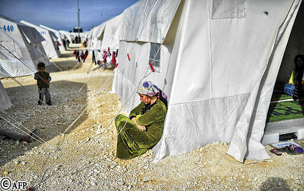 آلاف من اللاجئين في تركيا قادمين من كوباني