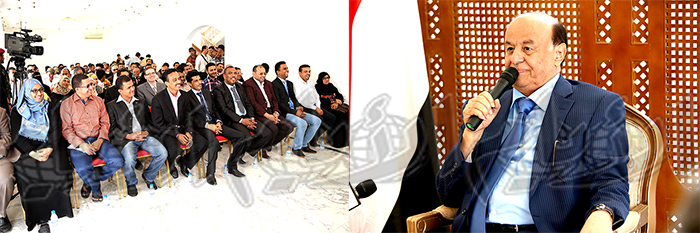 رئيس الجمهورية يلتقي قيادات منظمات المجتمع المدني والمكونات الشبابية بإقليم عدن