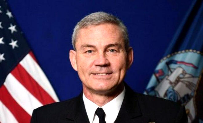 قائد الأسطول الأمريكي الخامس في البحرين