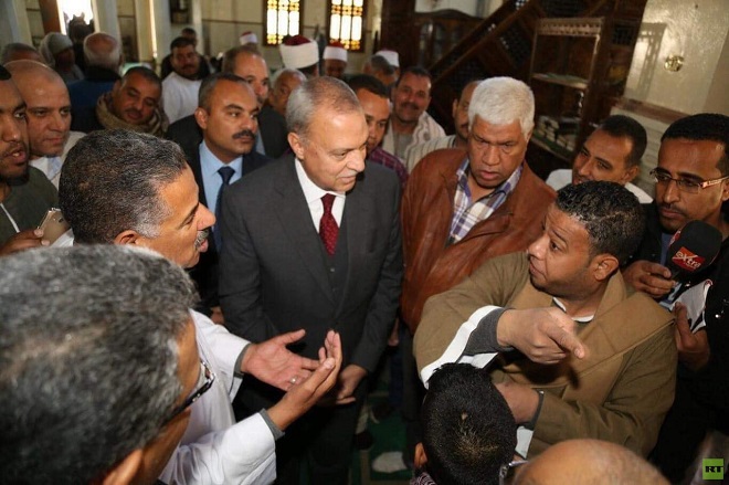 المحافظ المصري خلال خطبة الجمعة