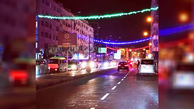شارع مدرم بالمعلا يتزين بالإنارات استقبالاً وابتهاجاً برمضان