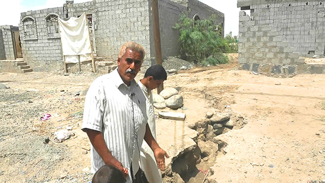 تصدع التربة بسبب الأمطار ينذر بكارثة في قرية العسالي بتبن