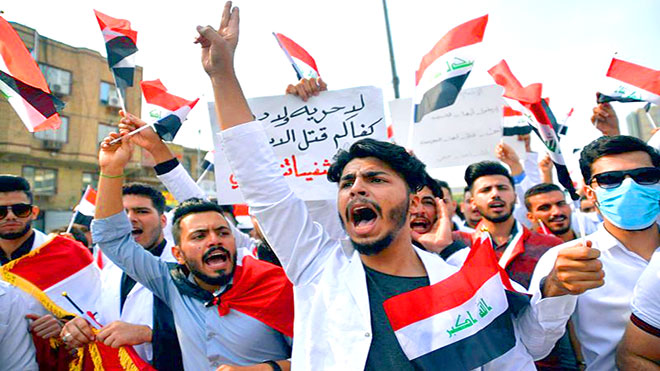 طلبة العراق يحتلون الشوارع رغم تهديدات الحكومة