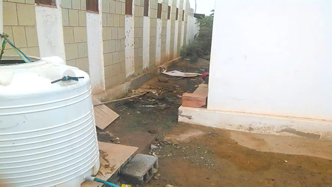 مياه الصرف الصحي بصبر تهدد بتعطل التعليم بمدرسة خديجة للبنات