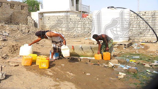 أكثر من 5 آلاف مشترك يواجهون أزمة مياه خانقة بحوطة لحج