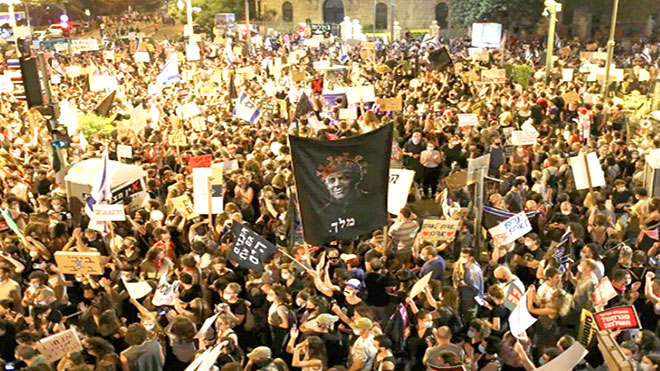 مظاهرات شعبية غاضبة بإسرائيل تطالب برحيل نتنياهو
