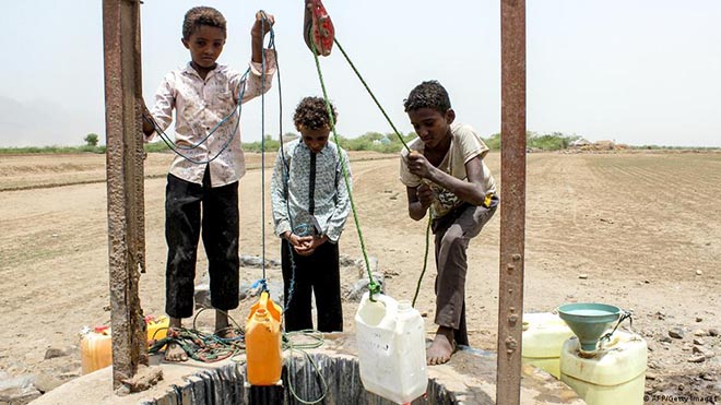 يعتمد اليمنيون بشكل كبير على المياه الجوفية