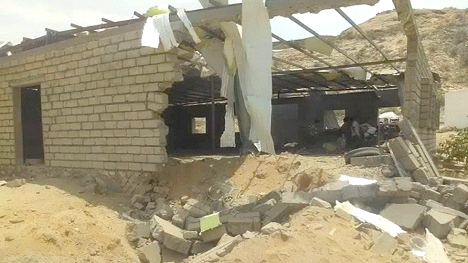الضرر الذي خلفه التفجير بالمبنى