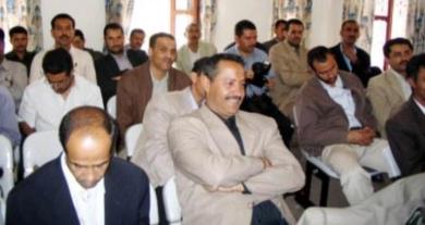 جانب من الحضور في قاعة المحكمة أمس جانب من الحضور في قاعة المحكمة أمس
